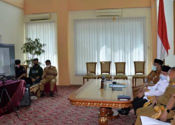 Gubernur Haris Pastikan Stok Minyak Sayur Cukup