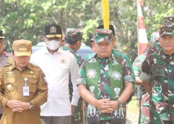 Al Haris Dampingi Kunker Kasad Dudung Abdurachman