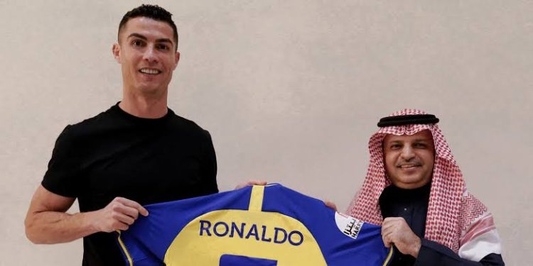 Nilai Kontrak Cristiano Ronaldo dengan Arab Saudi Bikin Melongo