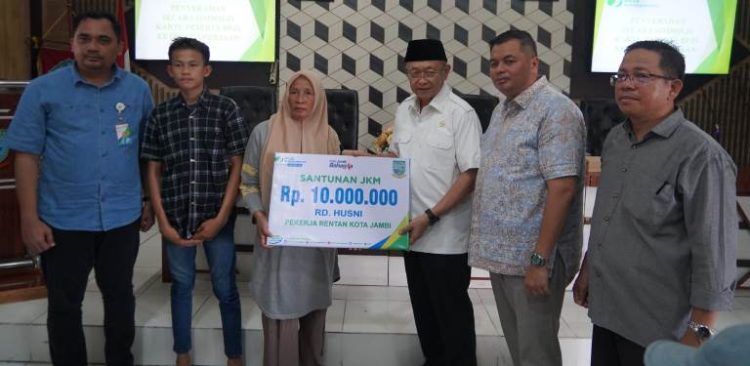 Cek Endra Apresiasi Kepedulian Kemas Faried, Pokirnya untuk BPJS Warga