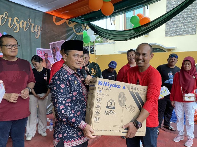 Anniversary ke-17 RSIA ANNISA Berlangsung Meriah Meski Diguyur Hujan